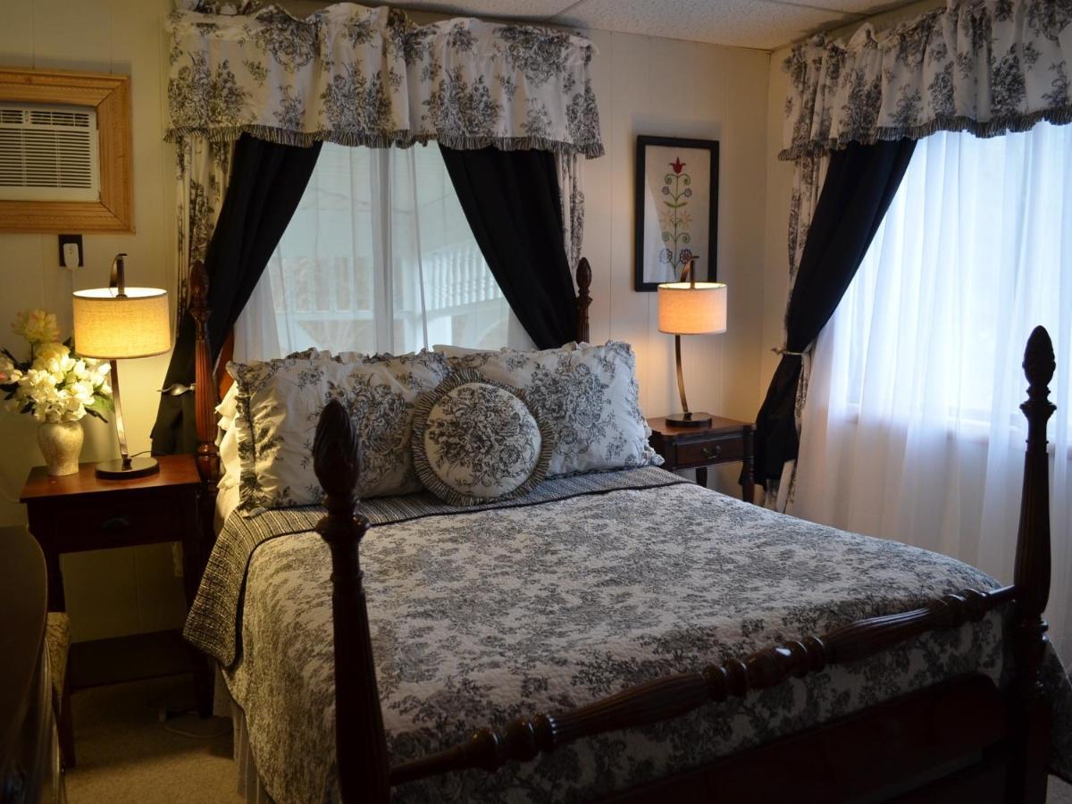 The Bavarian Manor Hotel Purling Bagian luar foto
