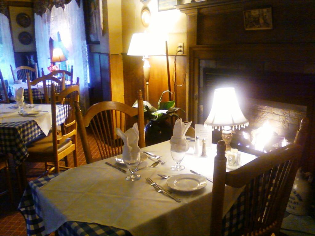 The Bavarian Manor Hotel Purling Bagian luar foto